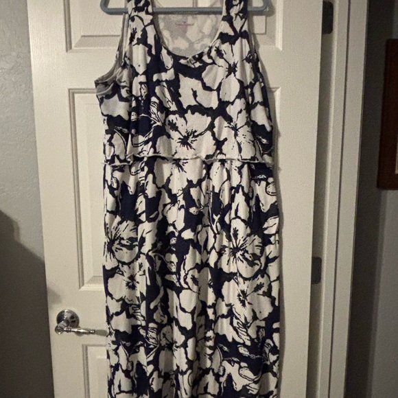 Woman Within Dresses & Skirts - Woman Within White and Navy Floral Dress